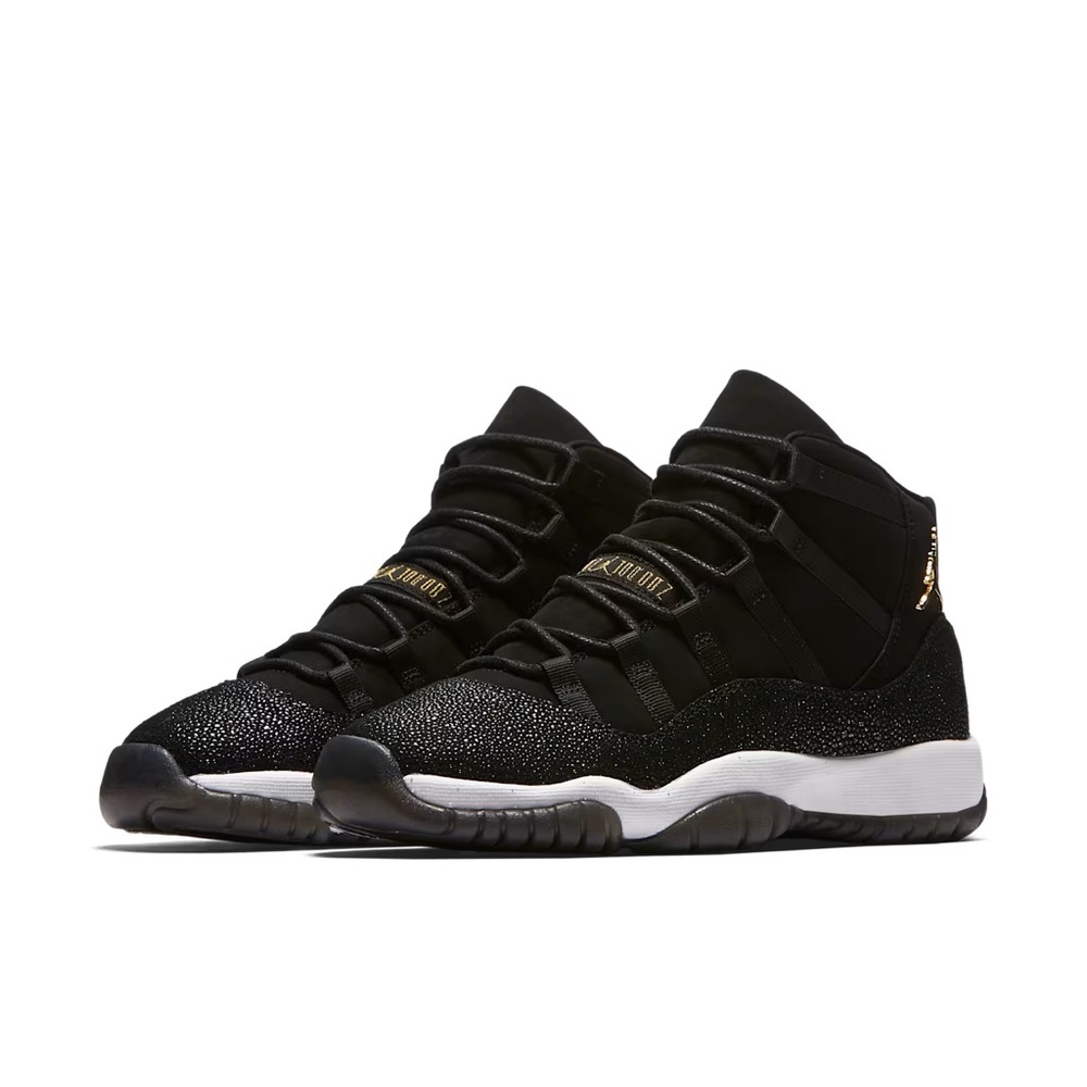Jordan 11 Retro
Heiress Black Stingray (GS)